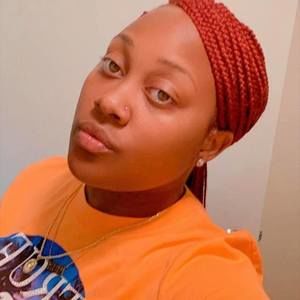 Meet your Posher, Derrica